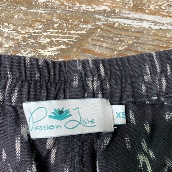 Passion Lilie Betty Ikat shorts - Picture 5 of 6